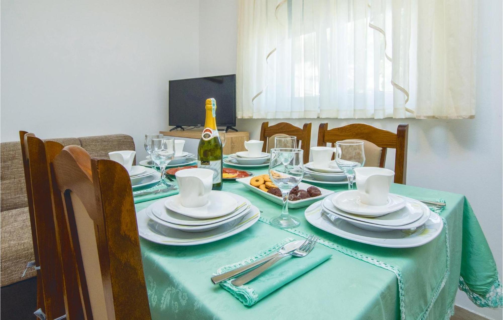 2 Bedroom Awesome Apartment In Mali Rat Sumpetar 外观 照片